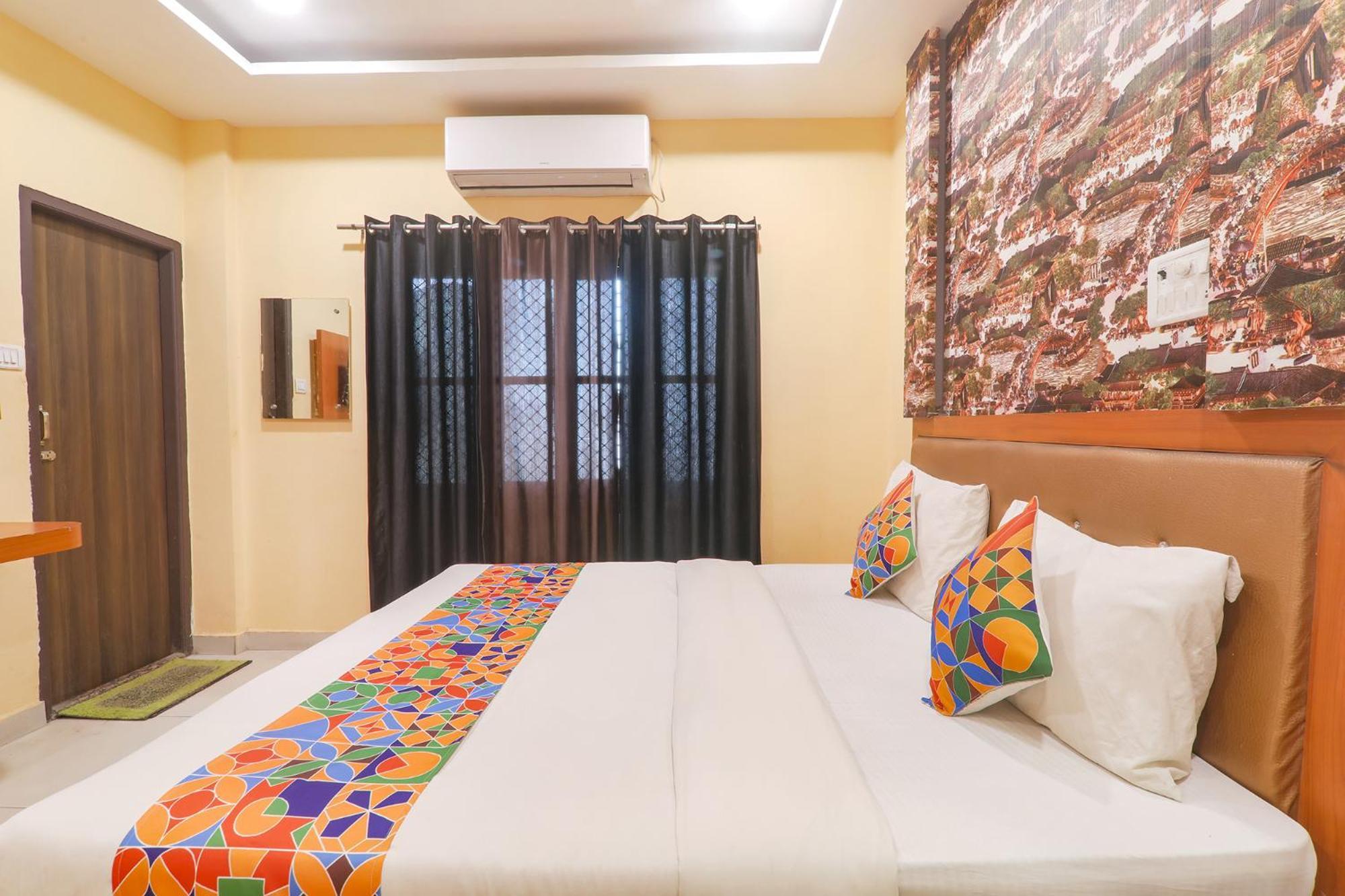 Fabhotel Swarn Banquet Kakarmatha Экстерьер фото